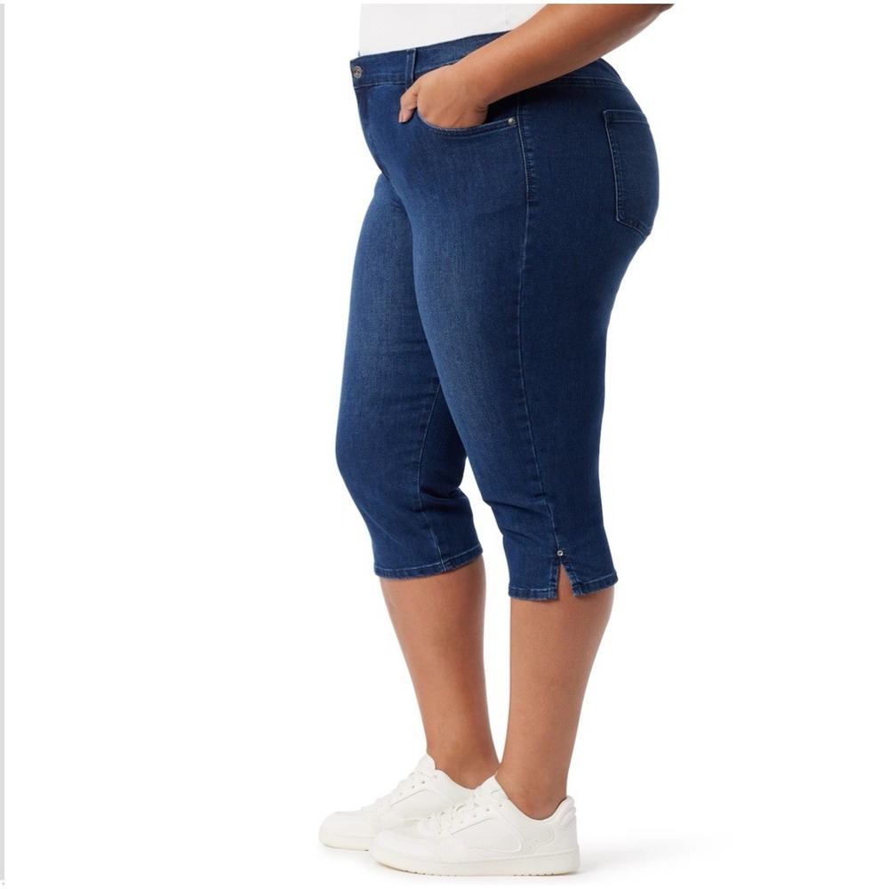 NEW Gloria Vanderbilt 24W Amanda Split Capri Stretch Jeans Slimming Pants NWT - Picture 2 of 8